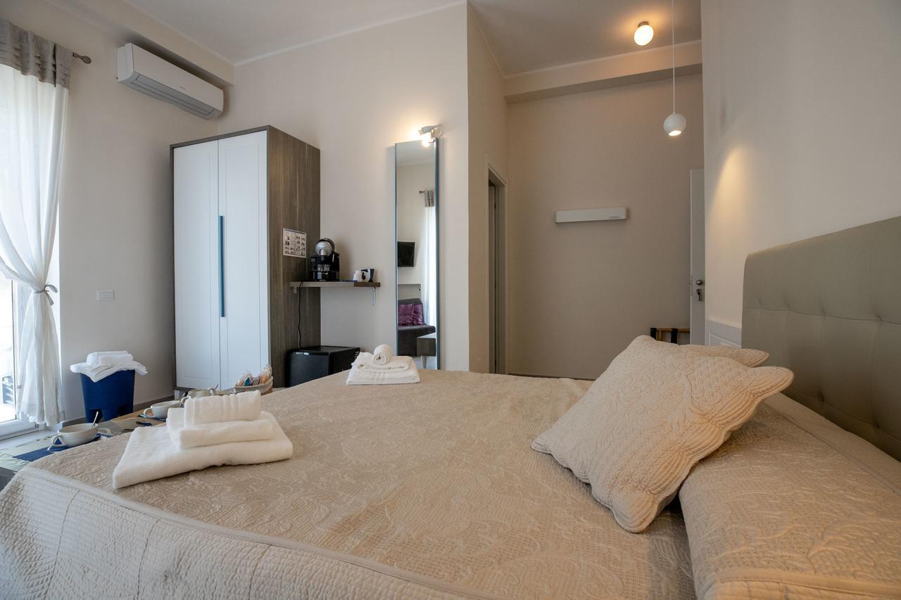 مبيت وإفطار ساليرنو Residenza Eleonora المظهر الخارجي الصورة