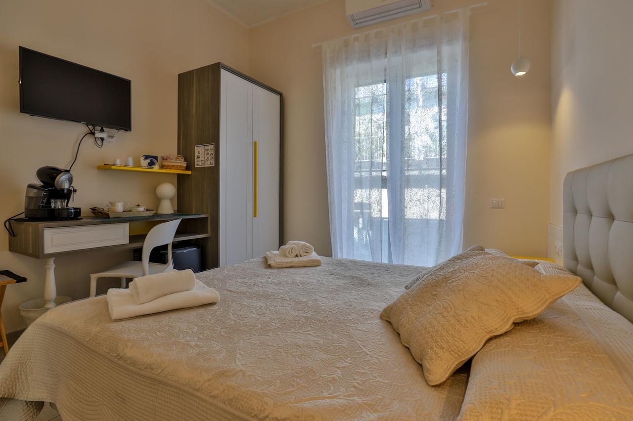 مبيت وإفطار ساليرنو Residenza Eleonora المظهر الخارجي الصورة